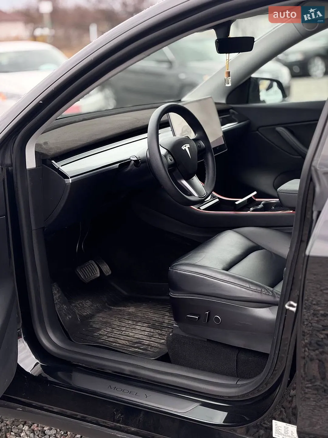2021 Tesla Model Y - мініатюра 12