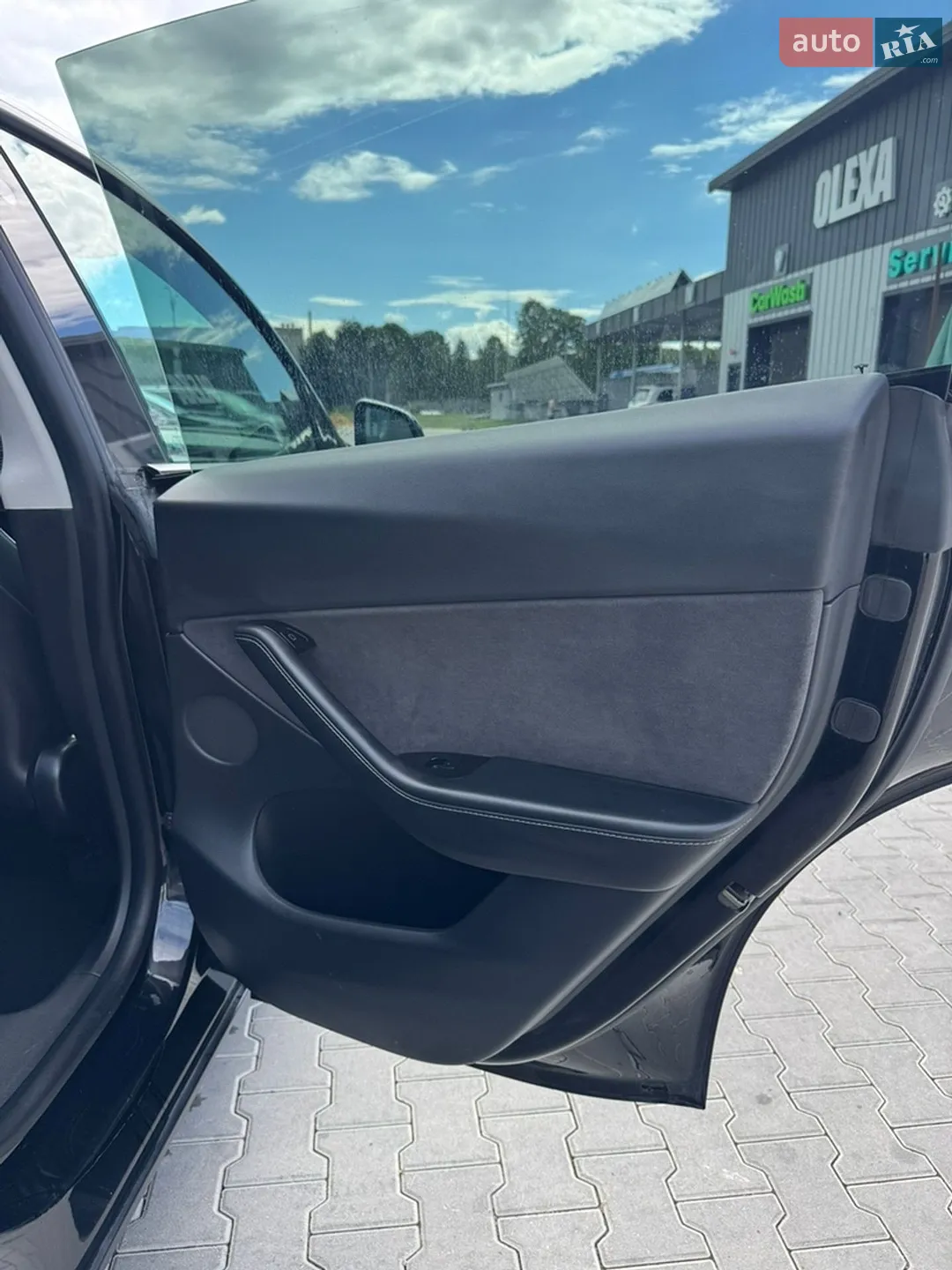 2020 Tesla Model Y - мініатюра 21