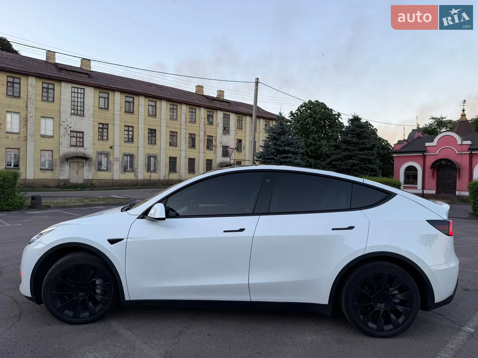 2022 Tesla Model Y - мініатюра 11