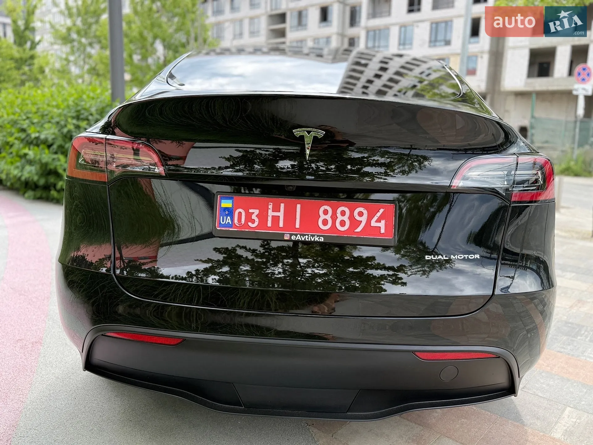 2024 Tesla Model Y - мініатюра 12