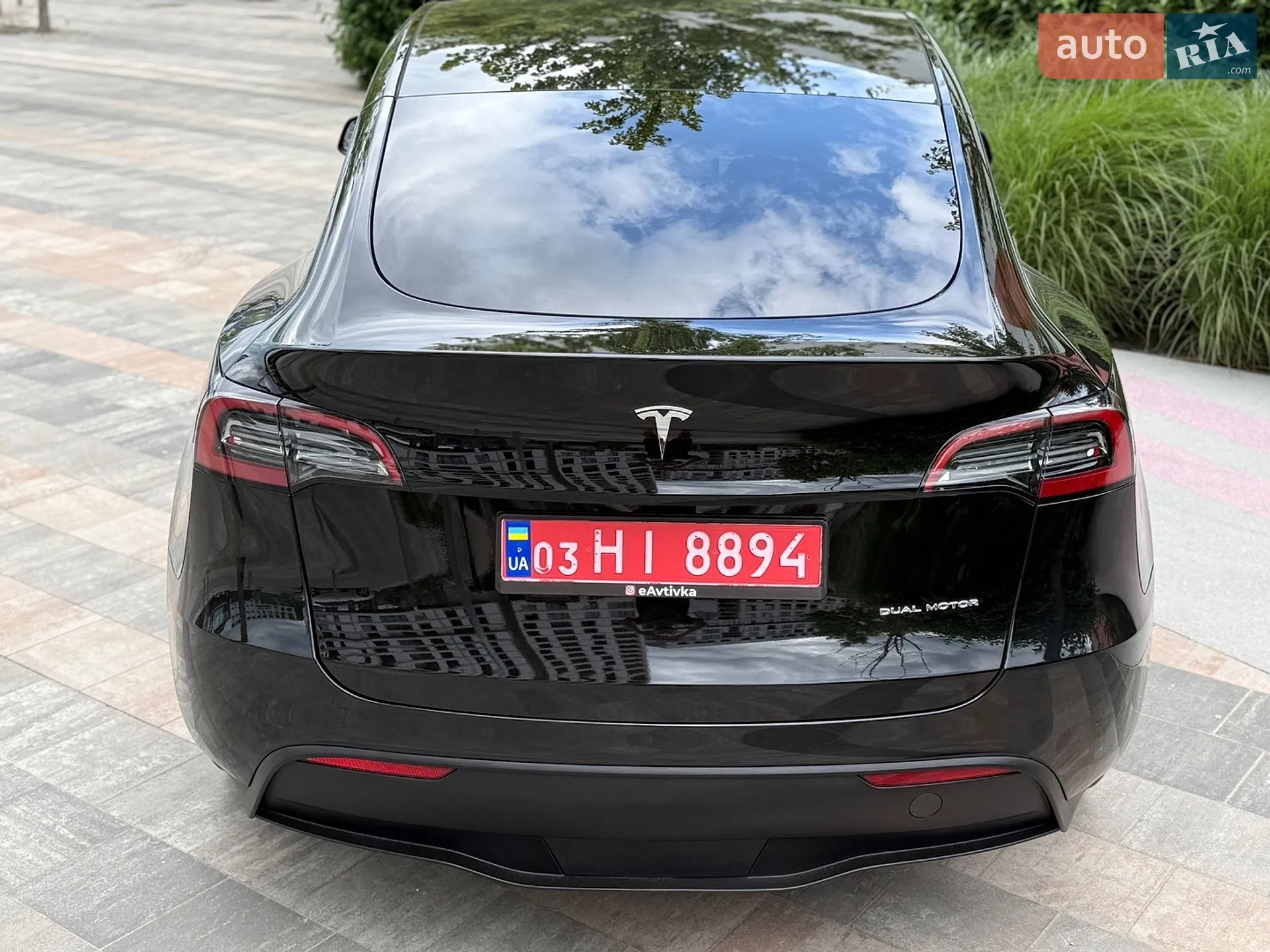 2024 Tesla Model Y - мініатюра 18