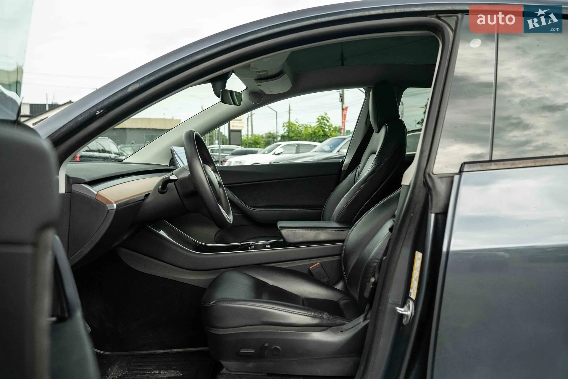 2020 Tesla Model Y - мініатюра 17