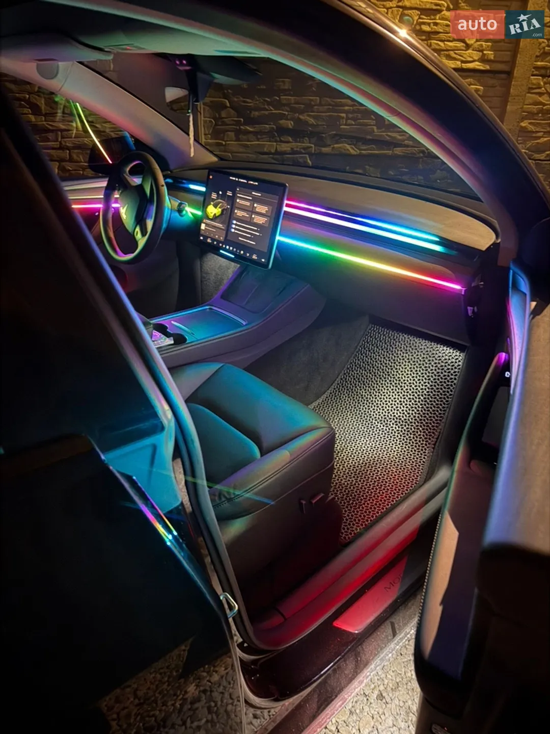 2023 Tesla Model Y - мініатюра 15