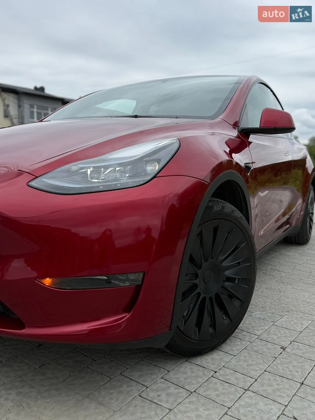 2024 Tesla Model Y - мініатюра 4