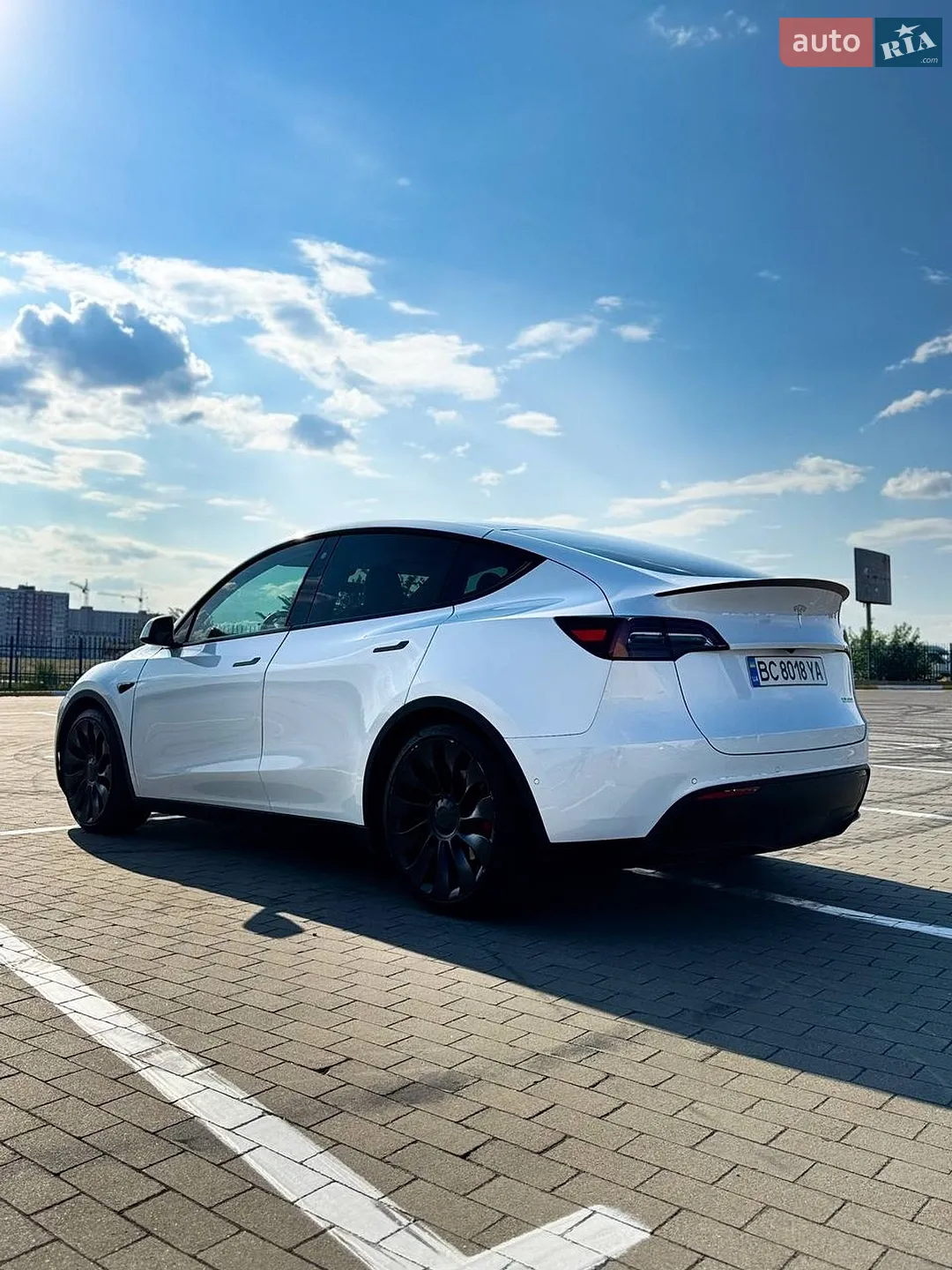 2022 Tesla Model Y - мініатюра 13