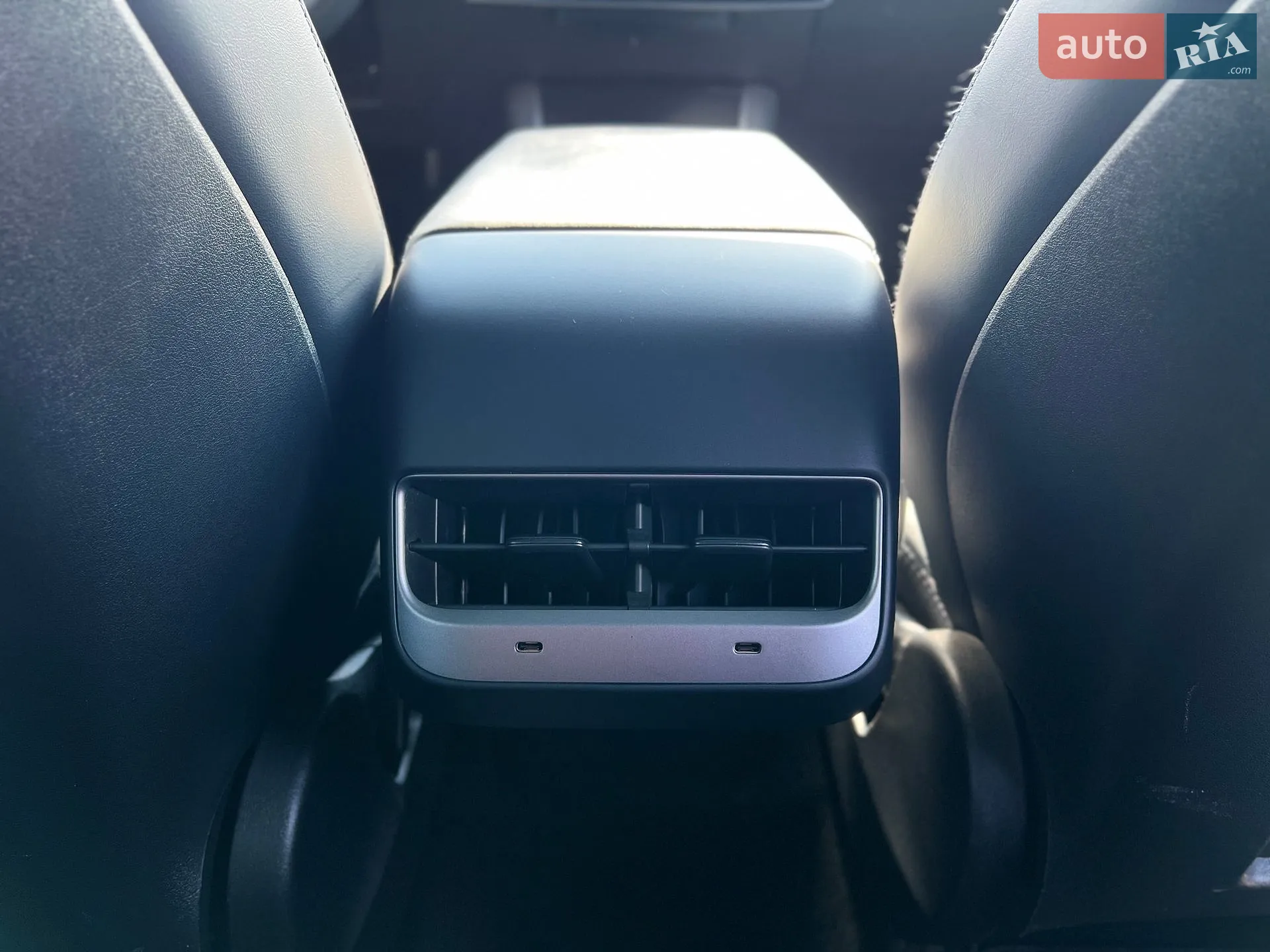2021 Tesla Model Y - мініатюра 29