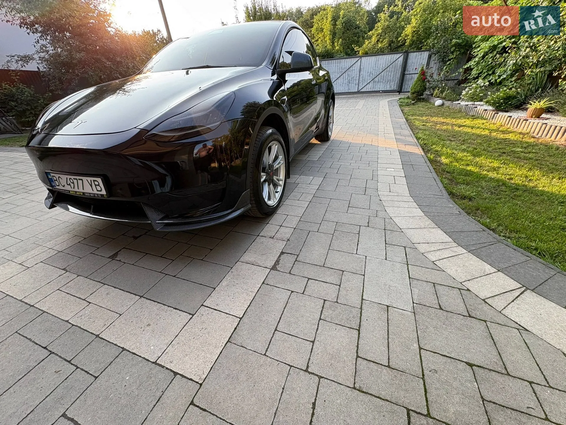 2020 Tesla Model Y - мініатюра 4