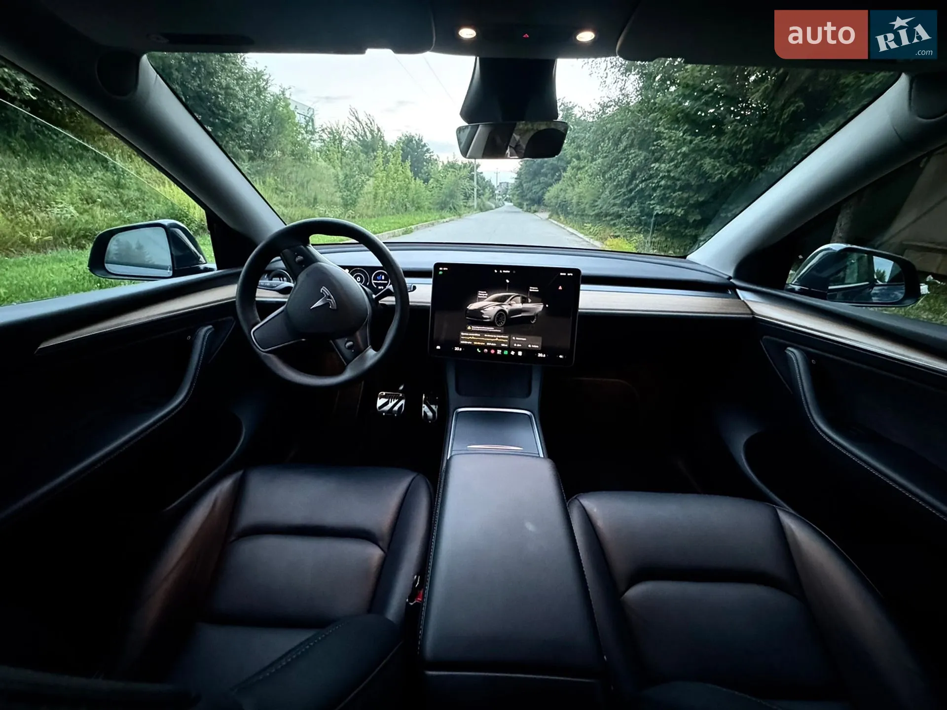 2023 Tesla Model Y - мініатюра 8