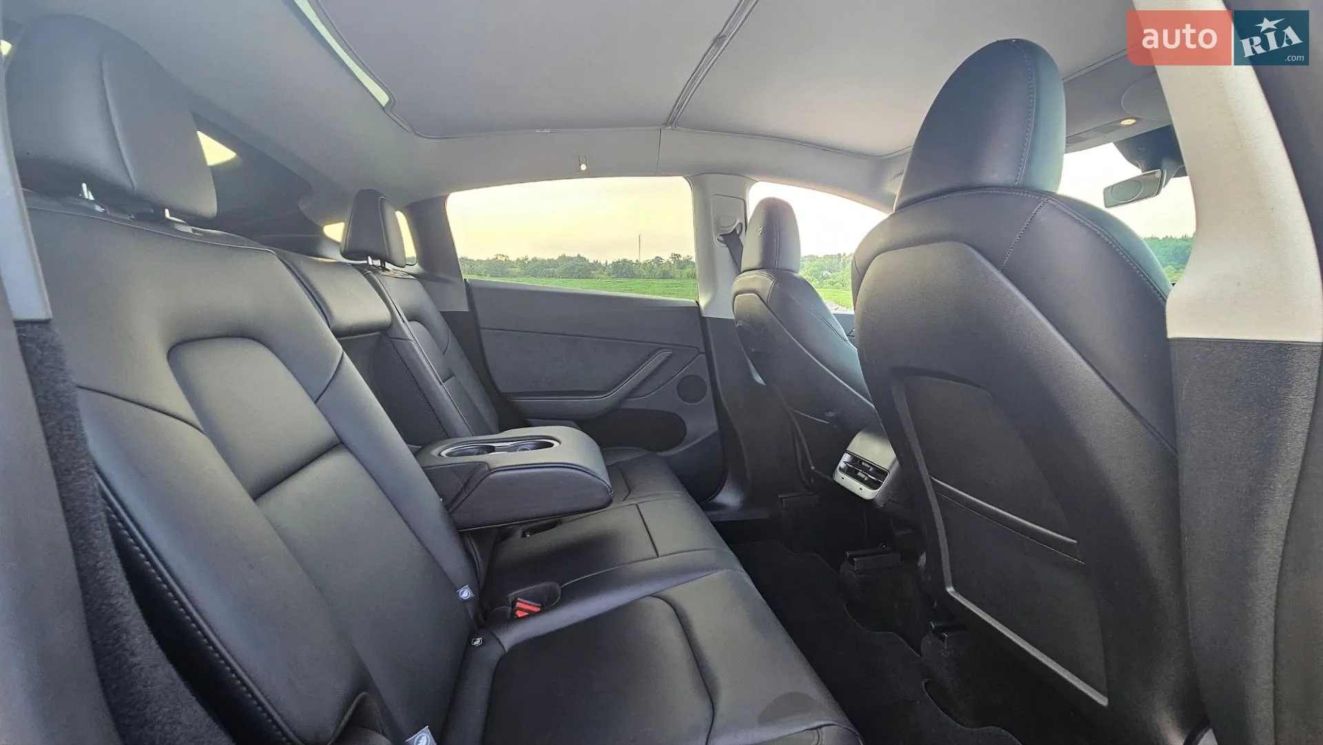 2024 Tesla Model Y - мініатюра 51