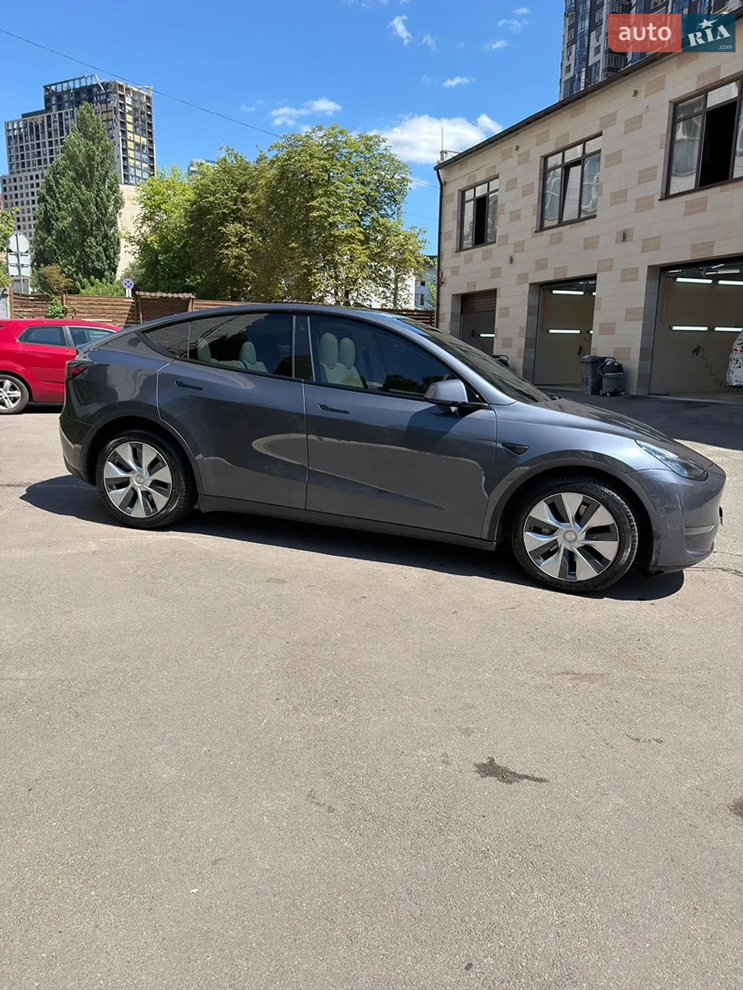 2022 Tesla Model Y - мініатюра 3