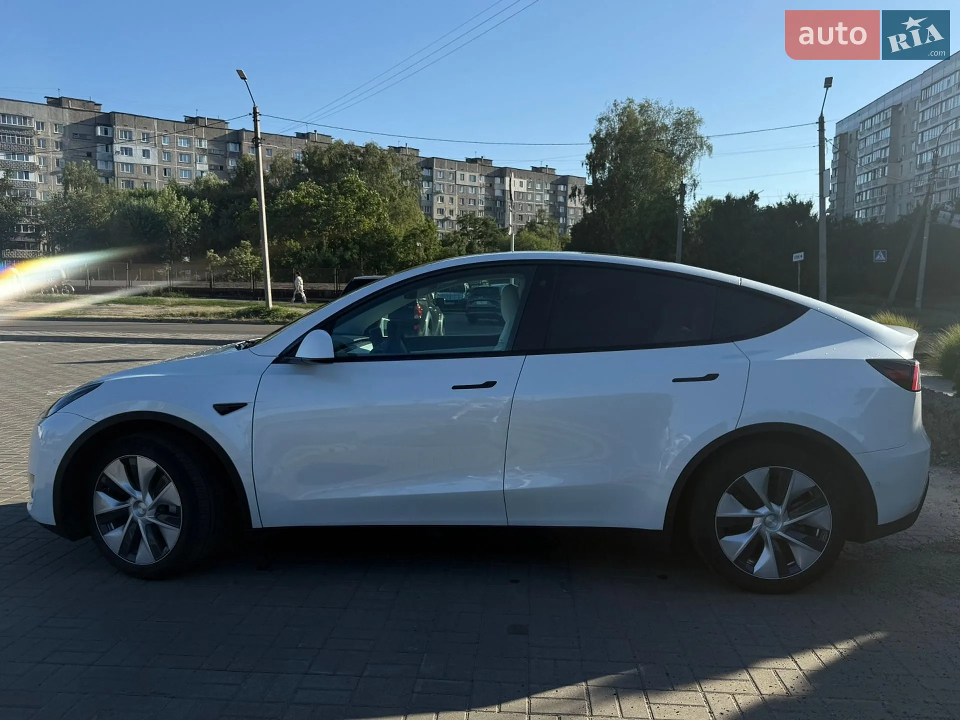 2022 Tesla Model Y - мініатюра 4