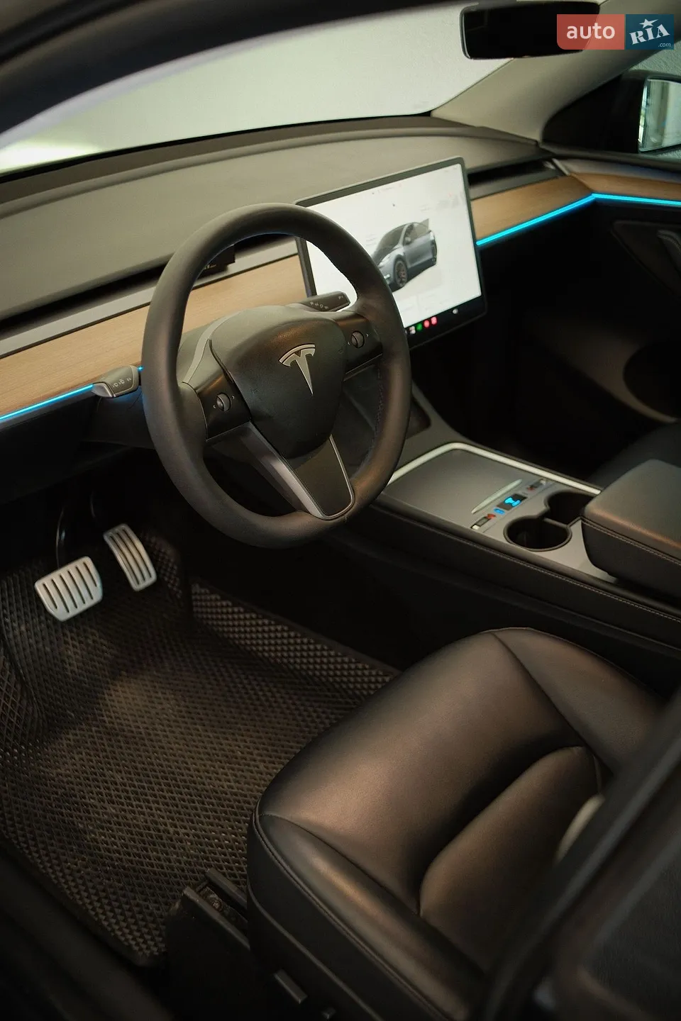 2022 Tesla Model Y - мініатюра 10