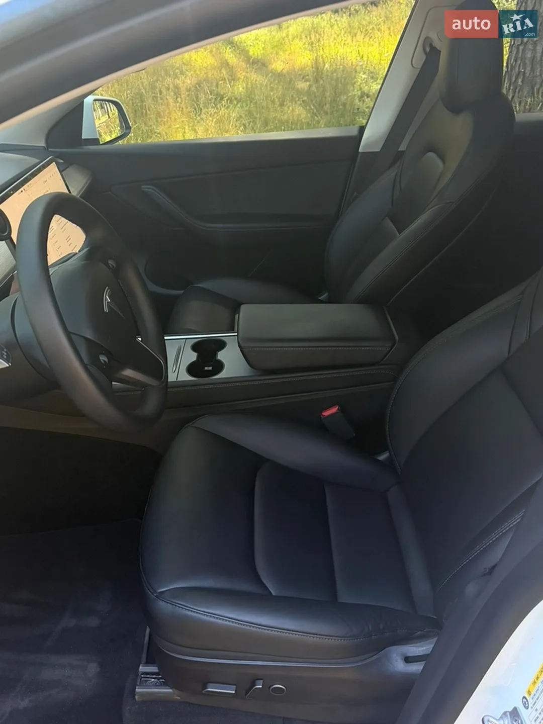 2022 Tesla Model Y - мініатюра 11