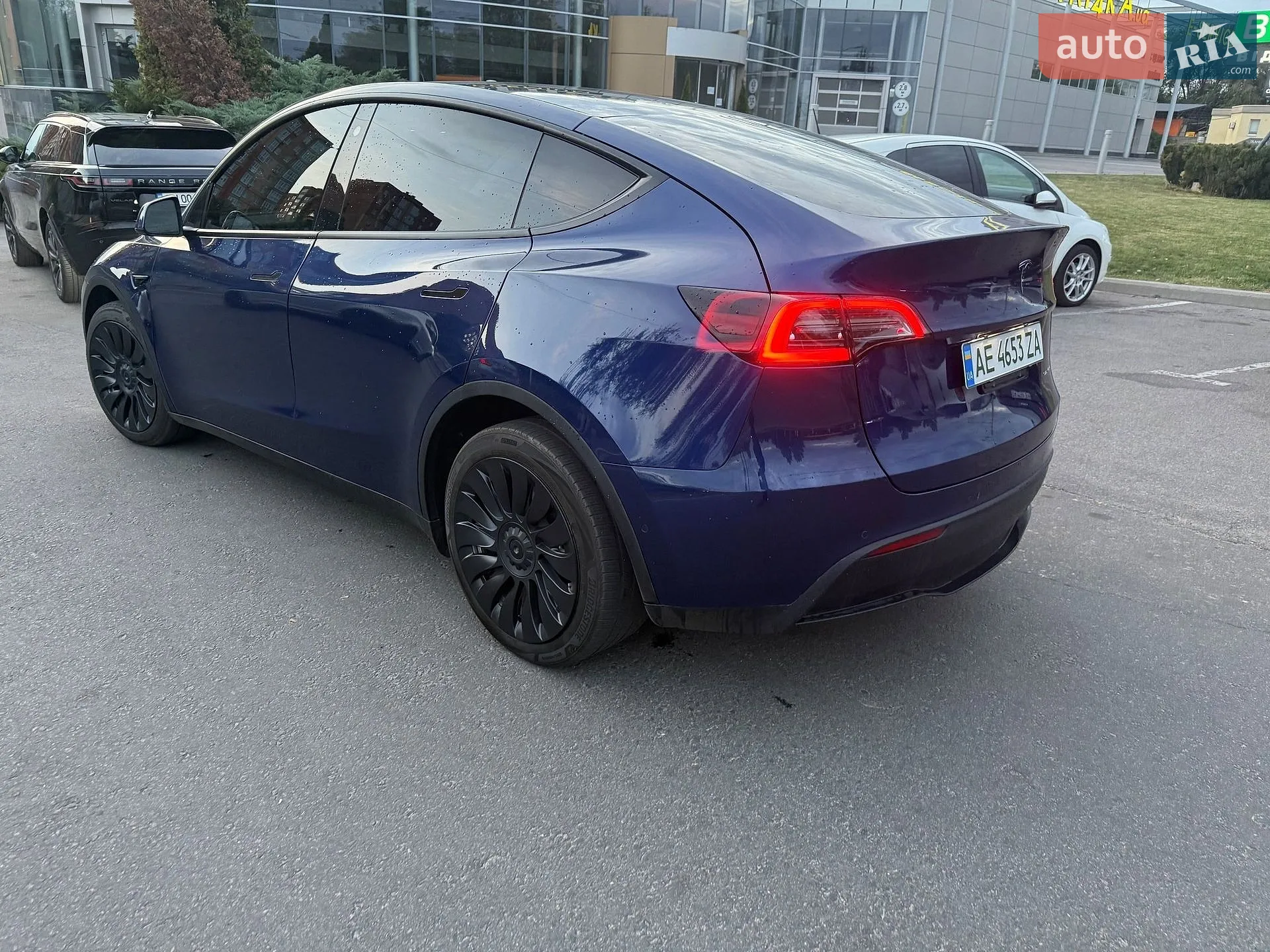 2021 Tesla Model Y - мініатюра 3
