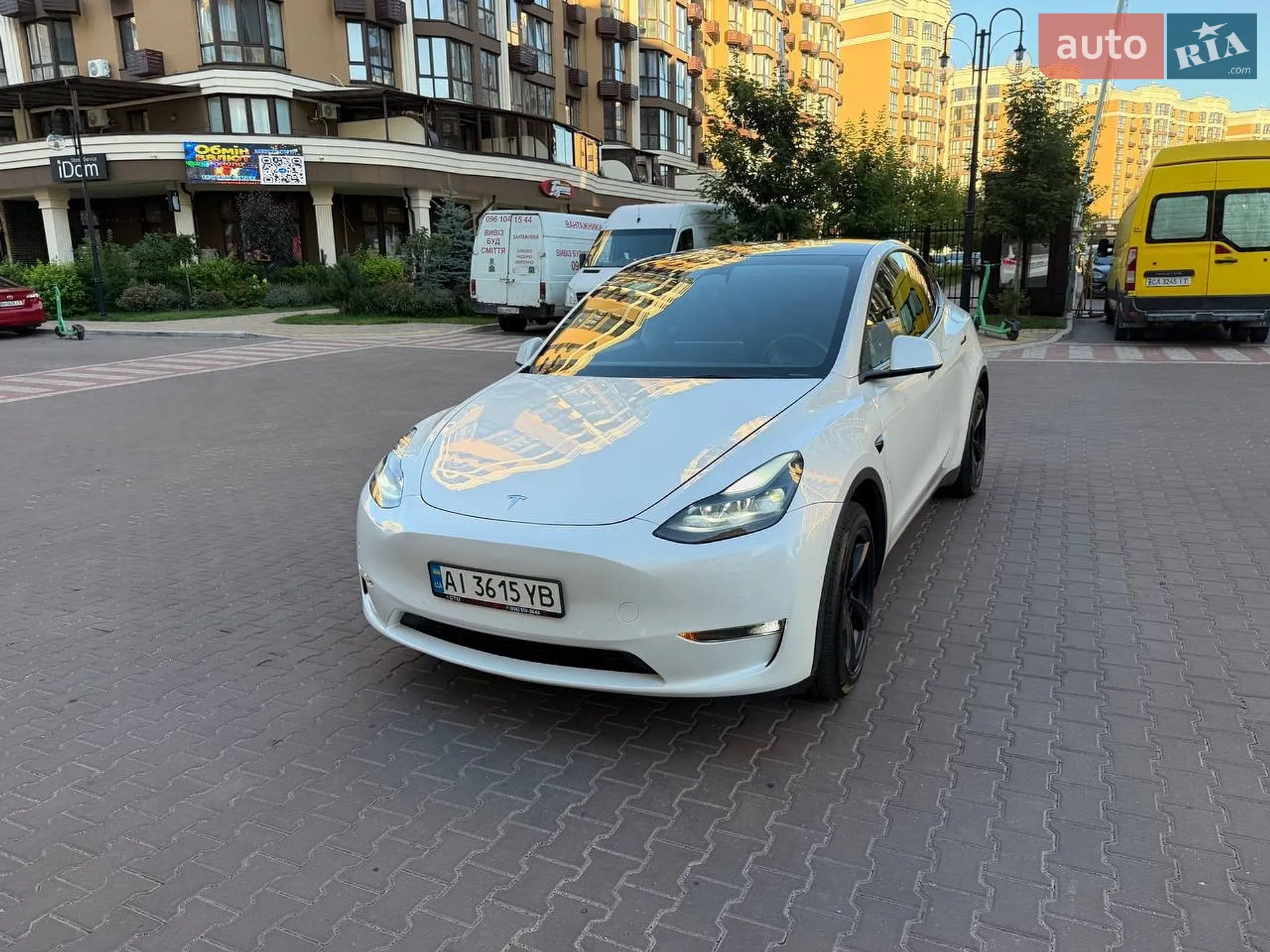 2022 Tesla Model Y - мініатюра 8