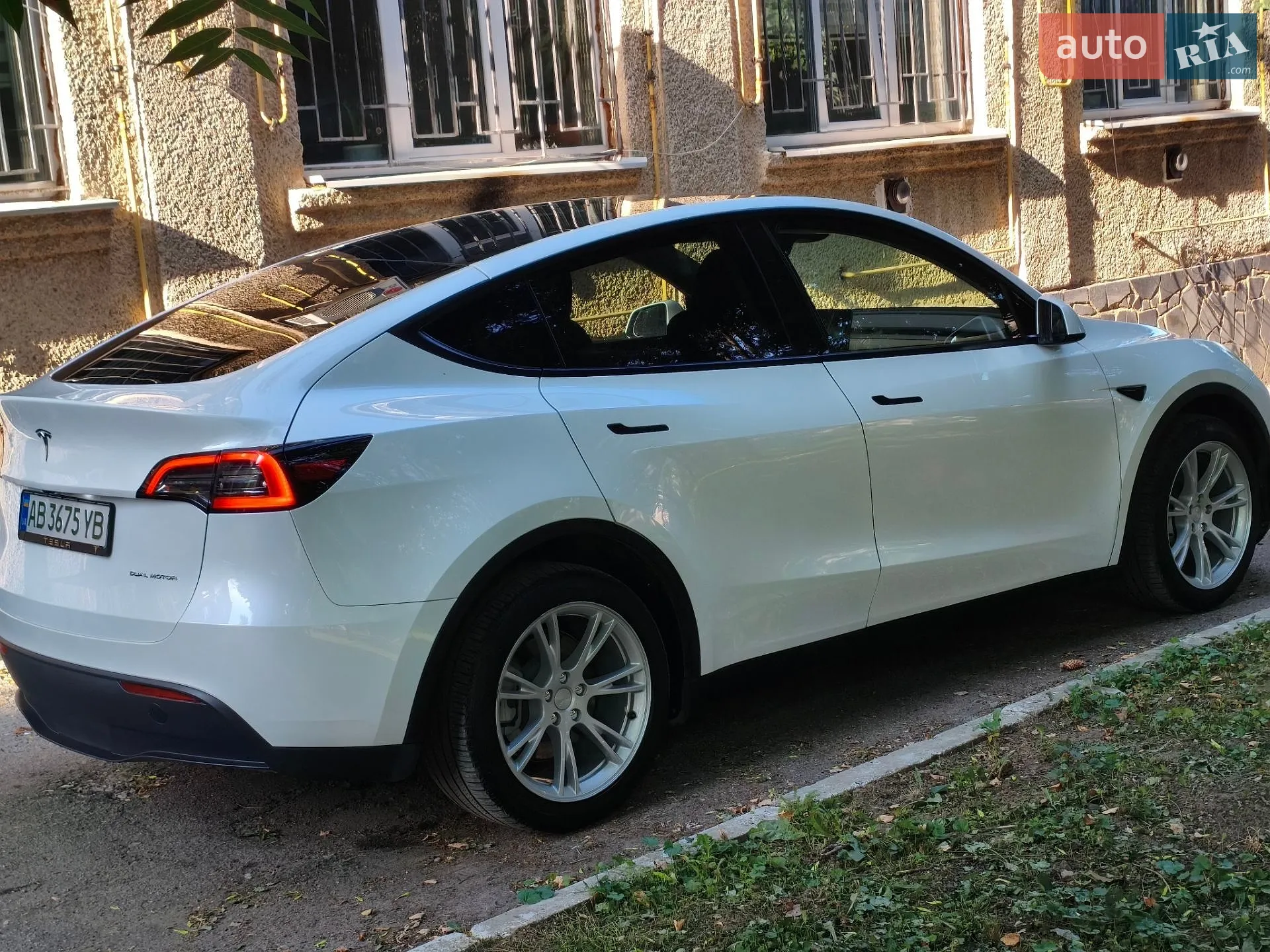 2023 Tesla Model Y - мініатюра 30