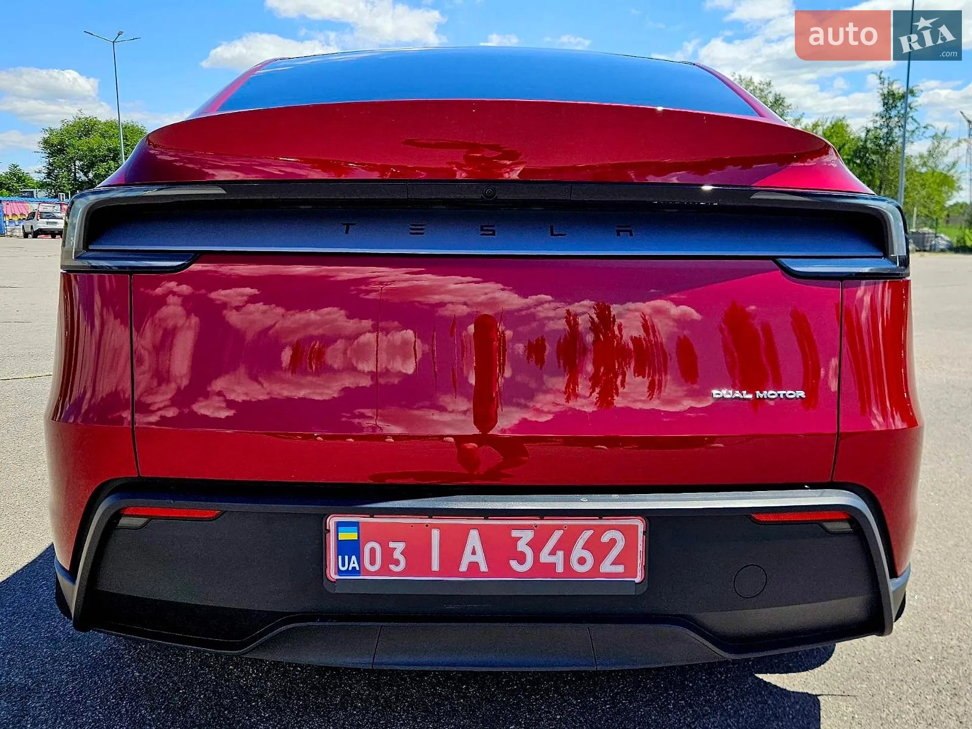 2025 Tesla Model Y - мініатюра 10