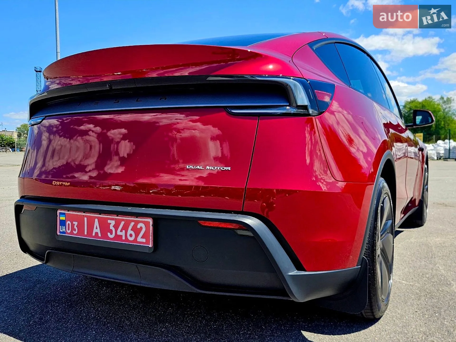 2025 Tesla Model Y - мініатюра 11