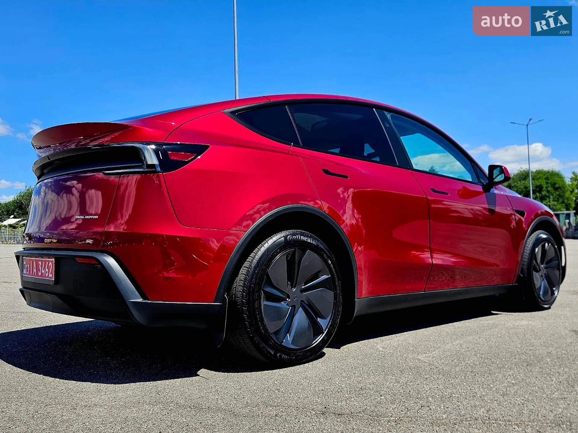 2025 Tesla Model Y - мініатюра 14