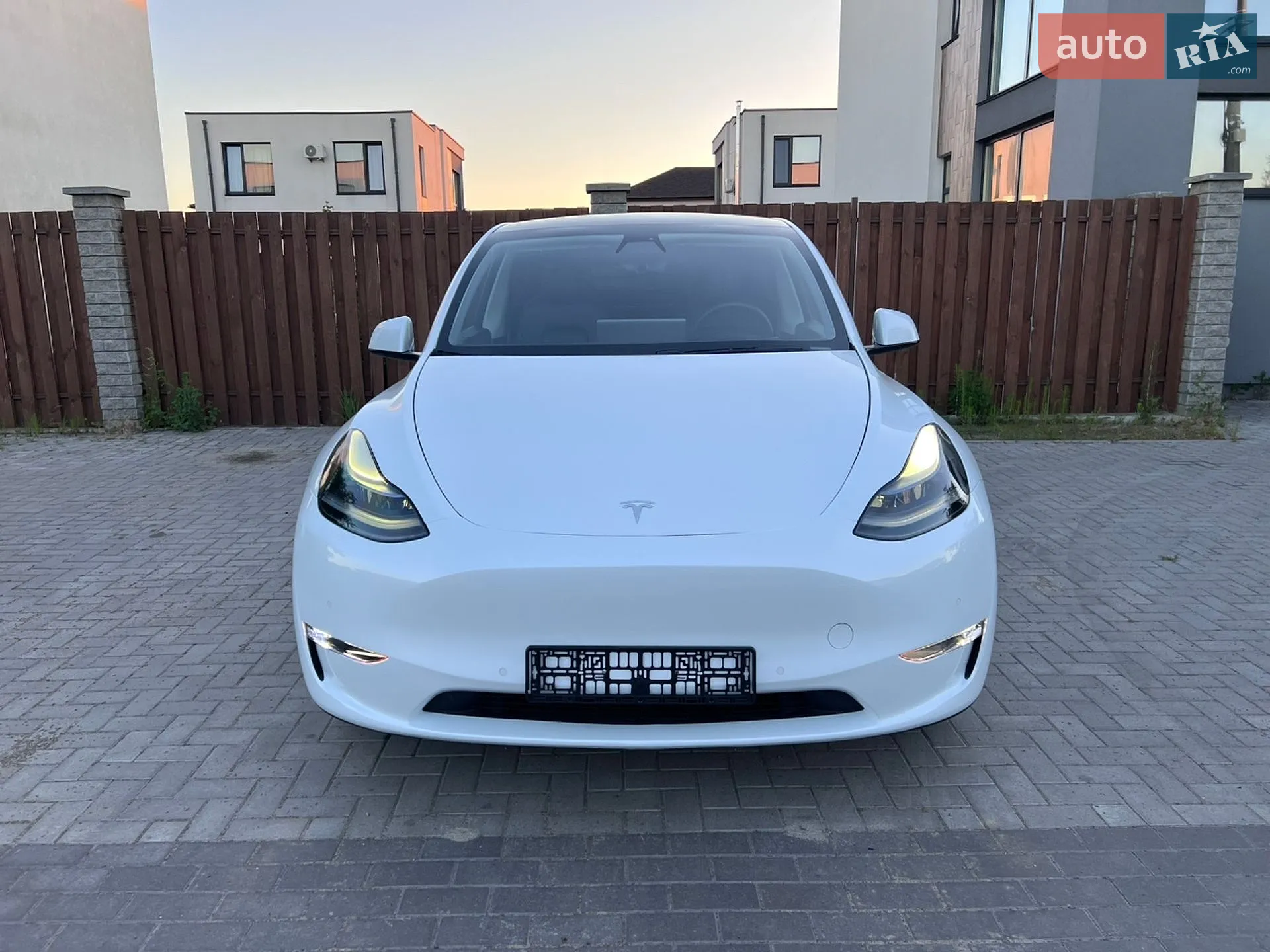 2020 Tesla Model Y - мініатюра 4