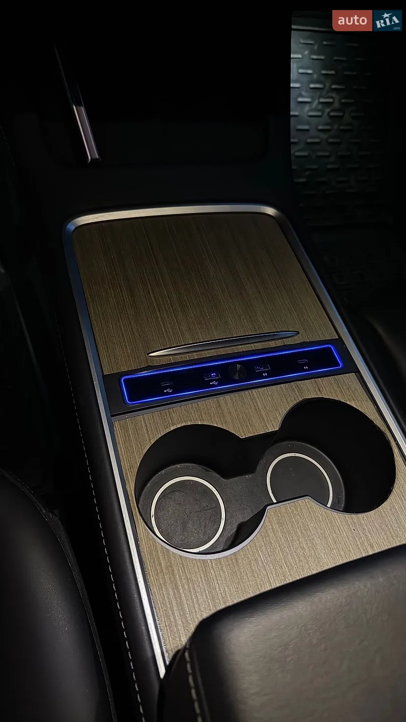 2021 Tesla Model Y - мініатюра 13