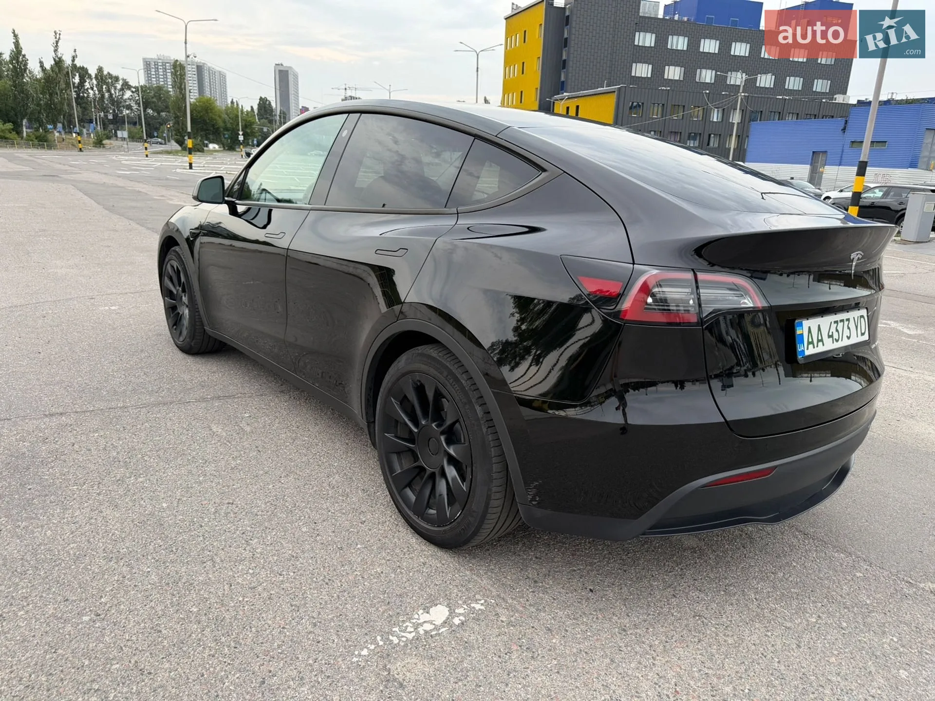 2023 Tesla Model Y - мініатюра 10
