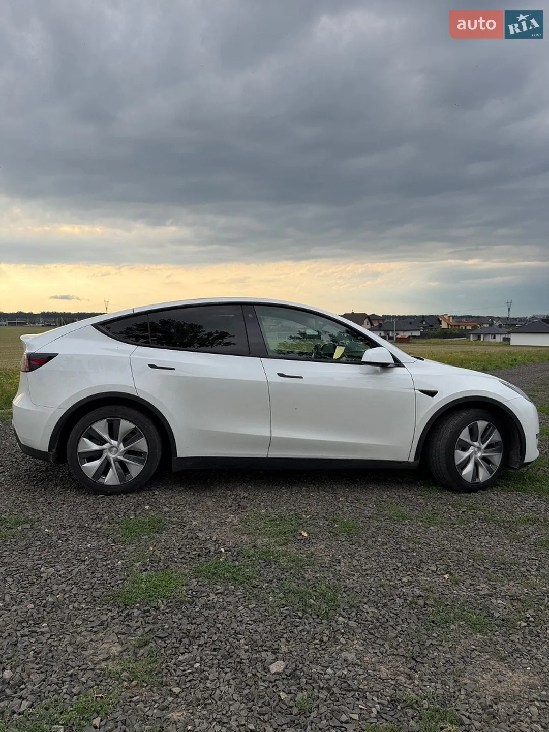 2021 Tesla Model Y - мініатюра 2