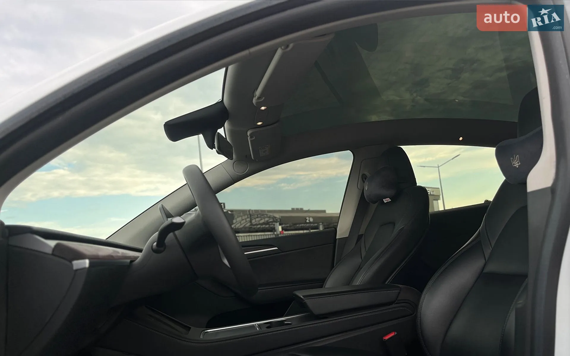 2022 Tesla Model Y - мініатюра 13
