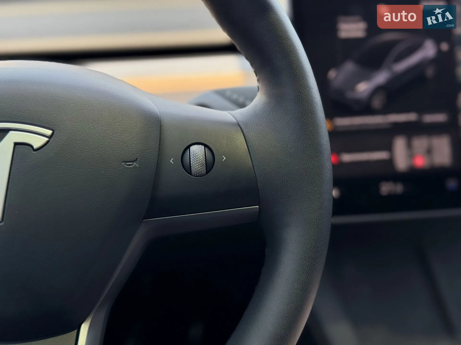 2023 Tesla Model Y - мініатюра 22