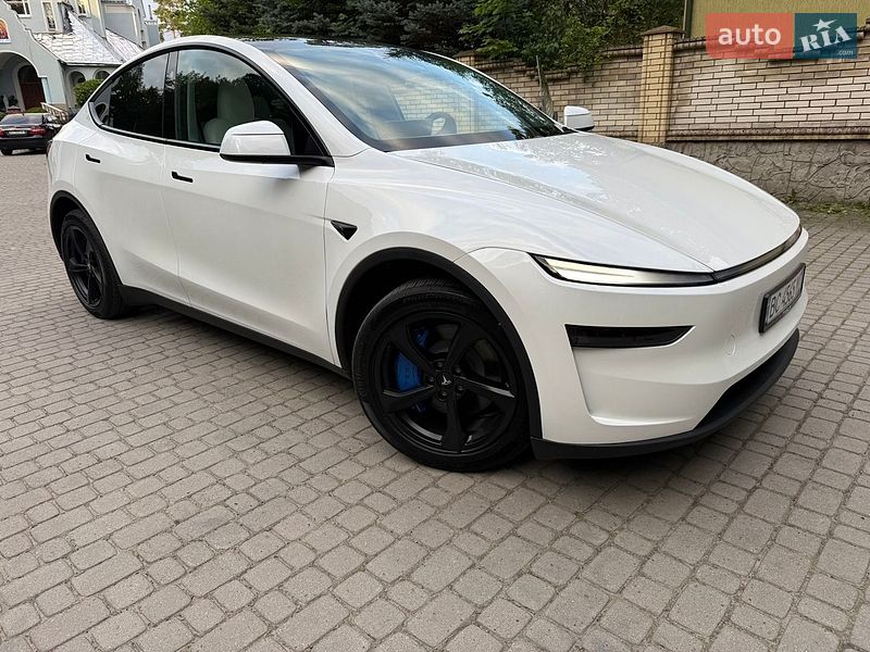 Внедорожник / Кроссовер Tesla Model Y 2025 в Львове фото 2 Внедорожник / Кроссовер Tesla Model Y 2025 в Львове