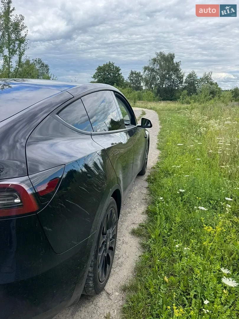 2022 Tesla Model Y - мініатюра 4