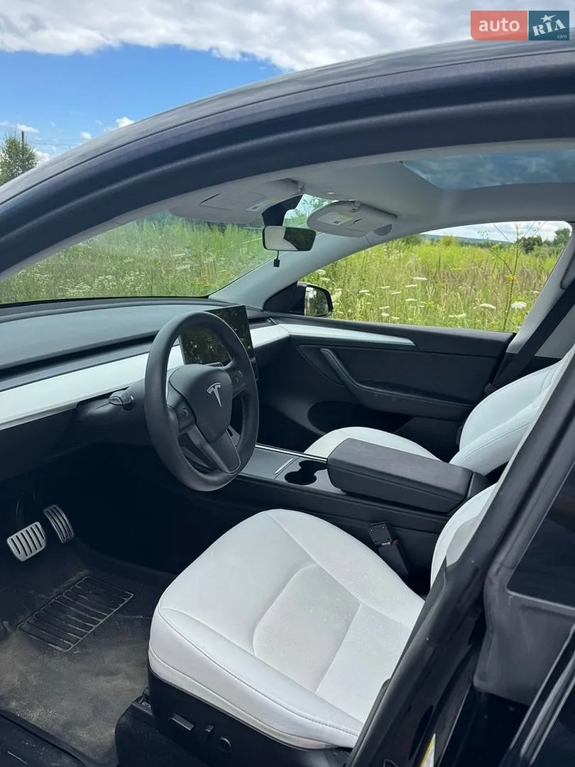 2022 Tesla Model Y - мініатюра 8