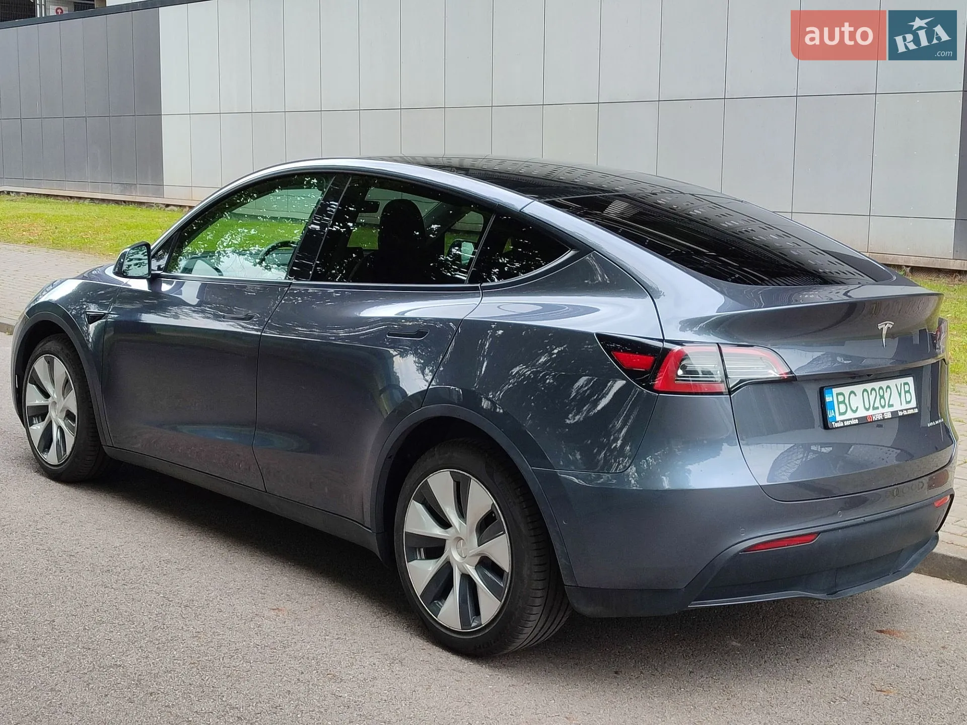 2022 Tesla Model Y - мініатюра 4