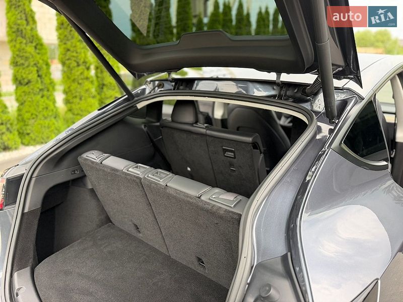 Внедорожник / Кроссовер Tesla Model Y 2022 в Ивано-Франковске