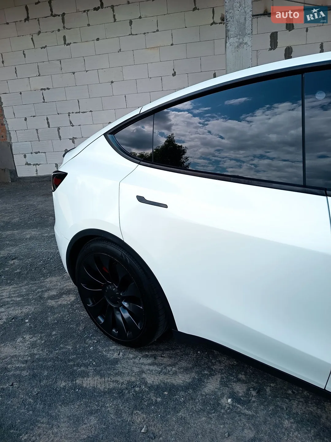 2022 Tesla Model Y - мініатюра 16