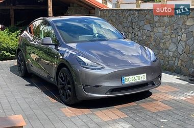 Позашляховик / Кросовер Tesla Model Y 2023 в Трускавці