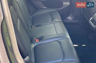 Позашляховик / Кросовер Tesla Model Y 2023 в Трускавці