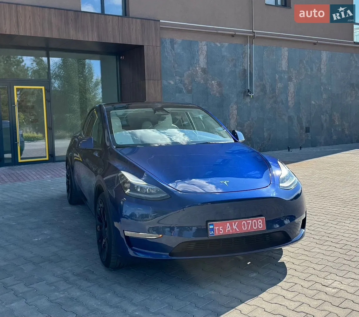 2024 Tesla Model Y - мініатюра 21