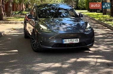tesla model-y 2023 в Дніпро (Дніпропетровськ) від професійного продавця Микита