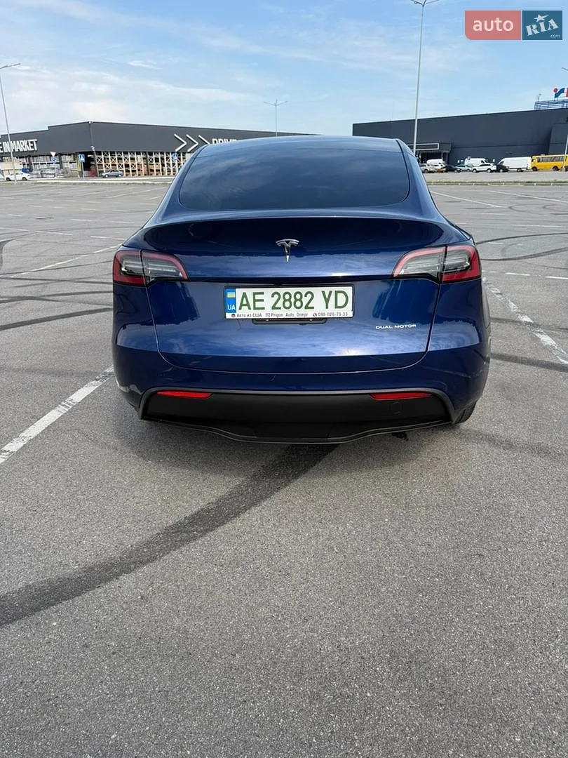 2024 Tesla Model Y - мініатюра 4