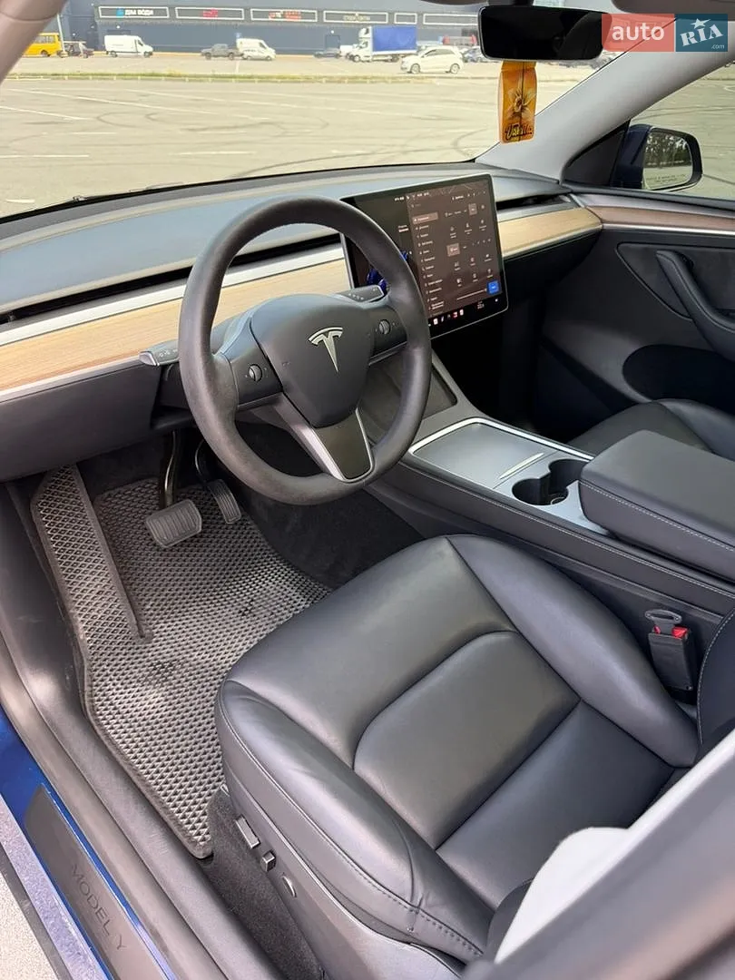 2024 Tesla Model Y - мініатюра 11