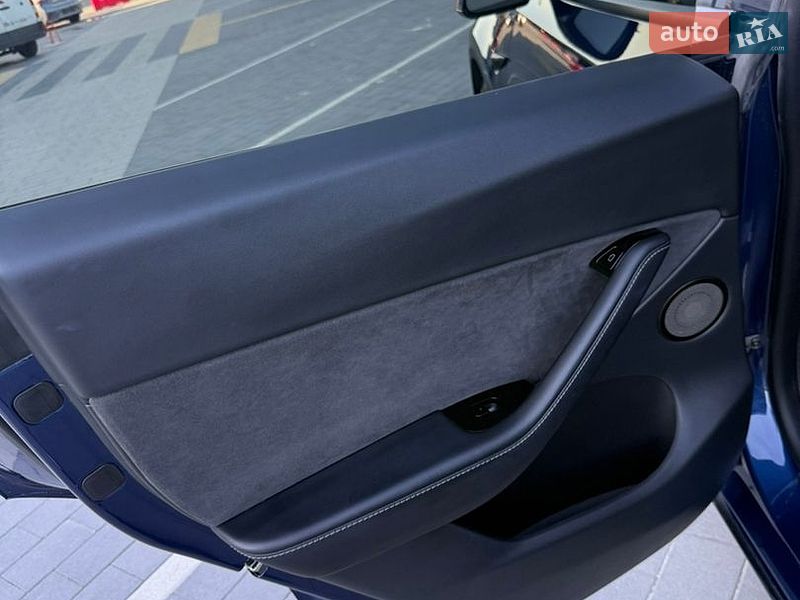 Внедорожник / Кроссовер Tesla Model Y 2020 в Городке