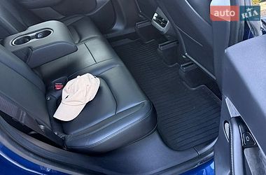 Внедорожник / Кроссовер Tesla Model Y 2020 в Городке