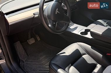 Позашляховик / Кросовер Tesla Model Y 2021 в Львові