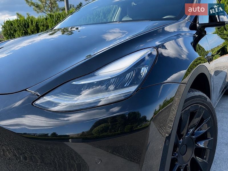 Позашляховик / Кросовер Tesla Model Y 2022 в Дніпрі