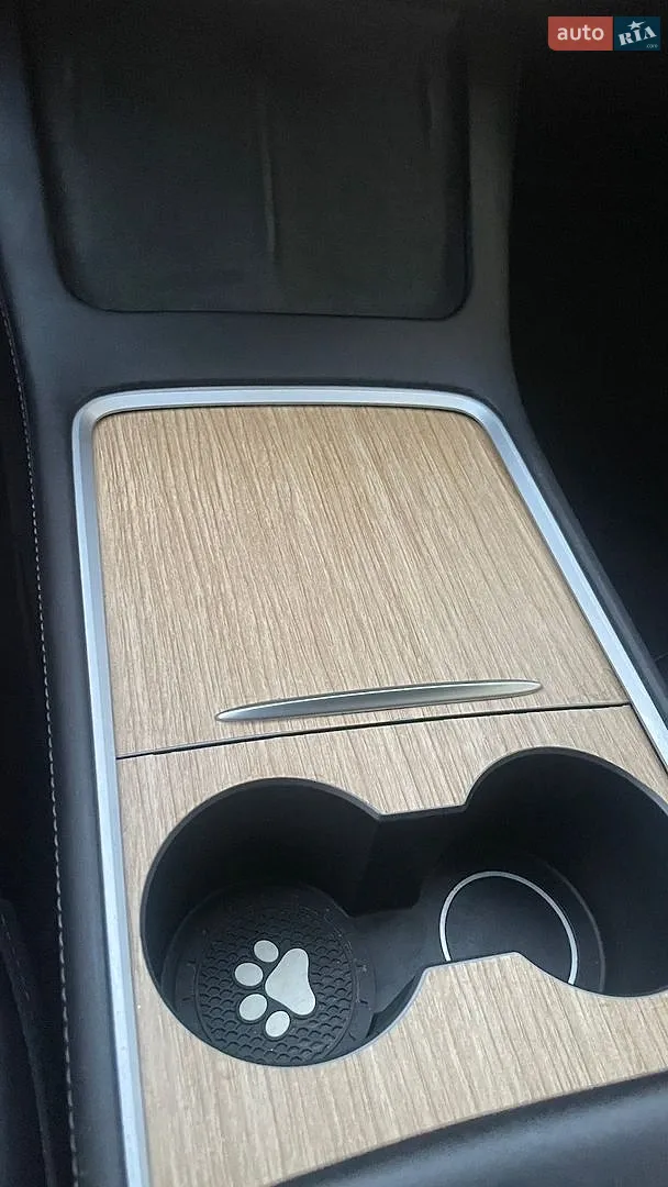 2024 Tesla Model Y - мініатюра 31