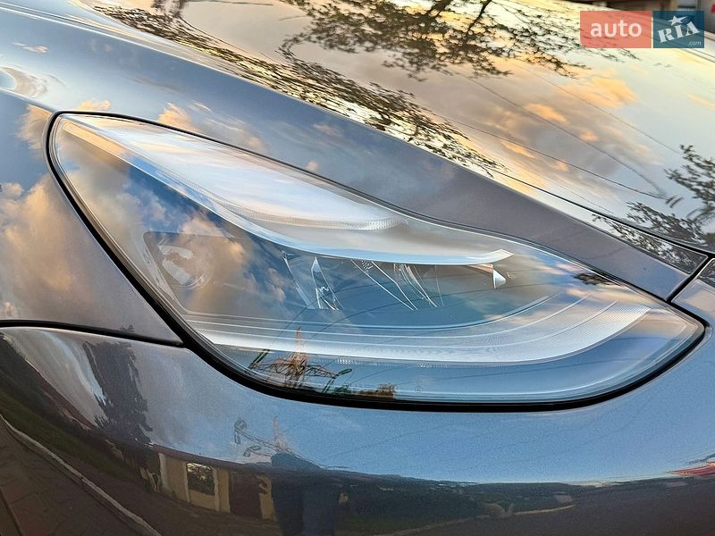 Внедорожник / Кроссовер Tesla Model Y 2022 в Киеве