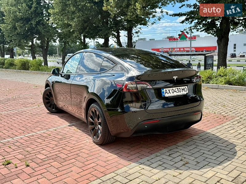 Позашляховик / Кросовер Tesla Model Y 2021 в Харкові фото 13 Позашляховик / Кросовер Tesla Model Y 2021 в Харкові