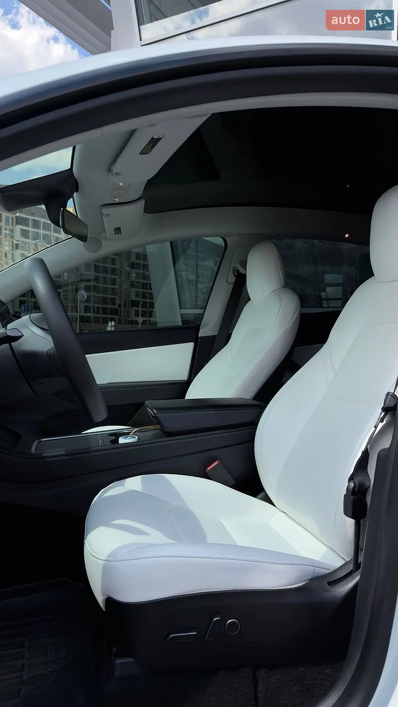 2021 Tesla Model Y - мініатюра 19