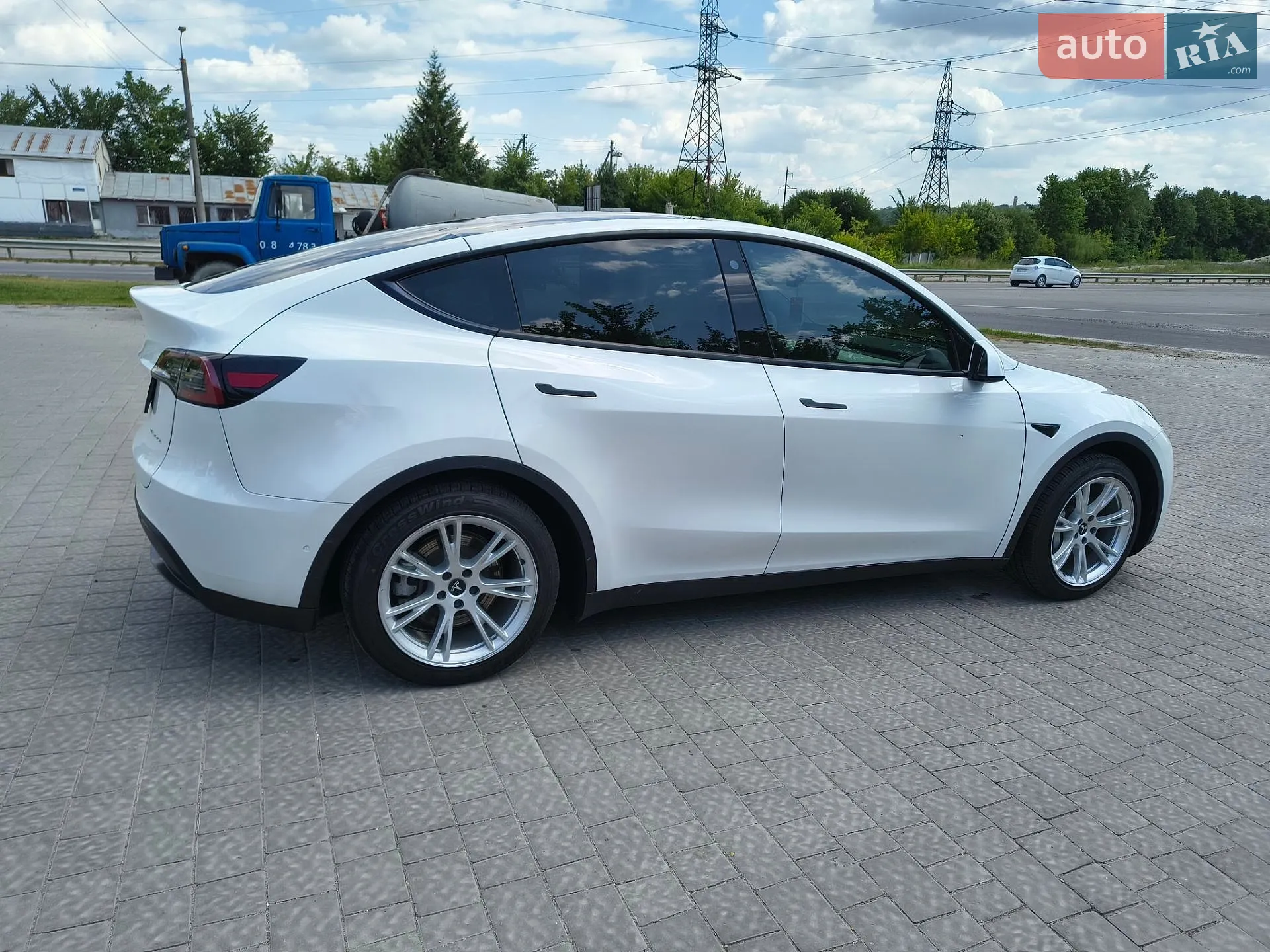 2021 Tesla Model Y - мініатюра 11